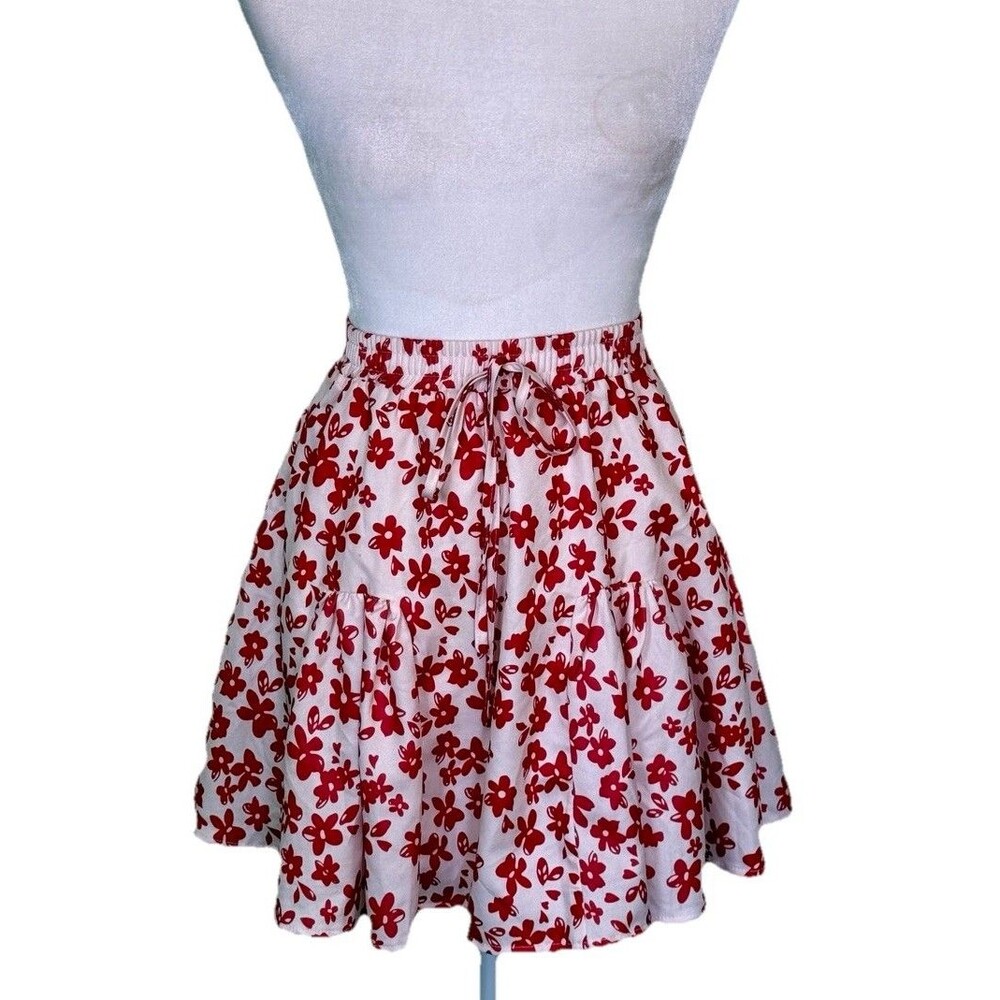 Women’s Picniccore Red Floral Fit Flare Skirt Tiered Ruffle‎ Hem Coquette Size M